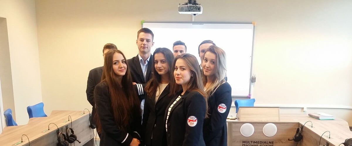 експлуатація портів та терміналів 2 аеропорти в Польщі